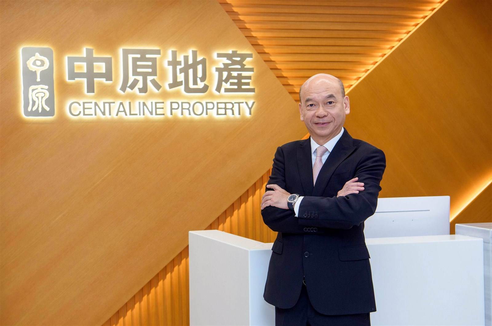 中原陳永傑表示,部份買家觀望下月施政報告公布更有效的減辣措施,短期內二手交投相當膠著。