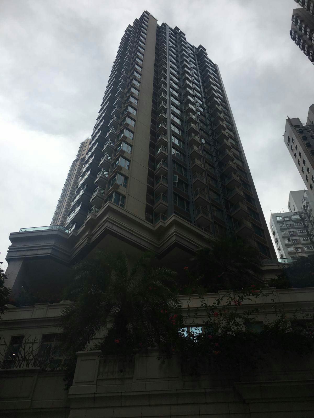 囍汇1房及储物房 1428万元获承接