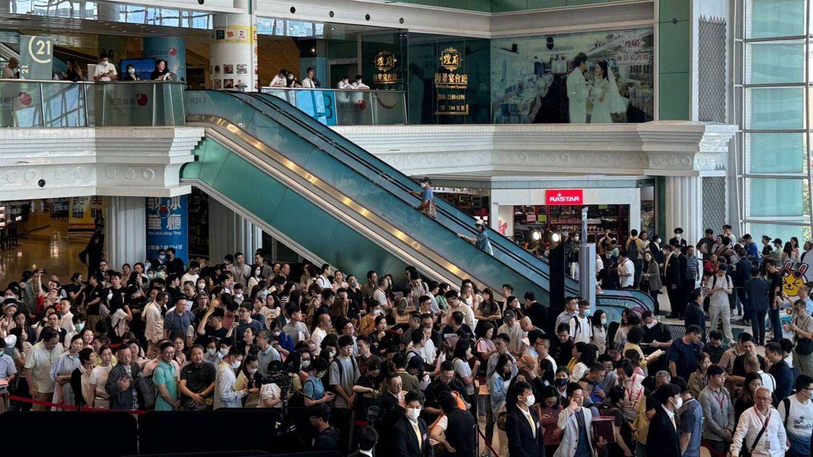 施政報告公佈後首個周末,一手市場沽逾500伙,按周升三成。