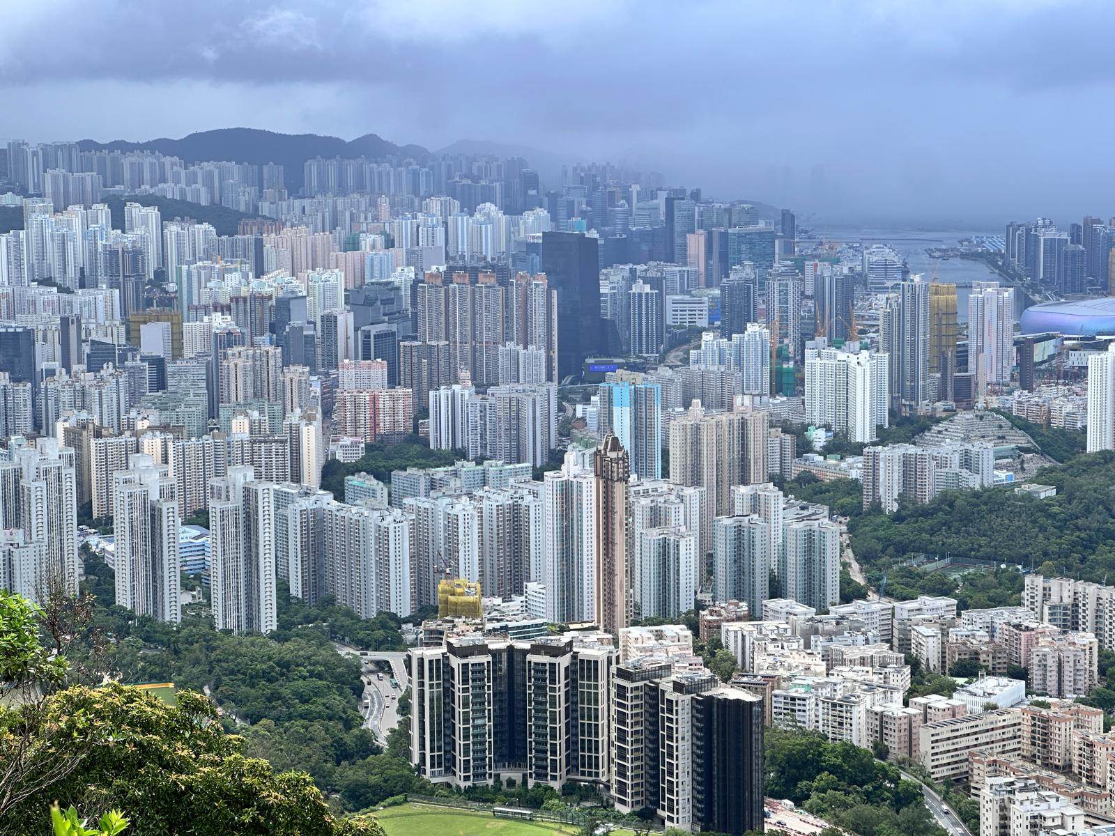 一手住宅成交強勁料年底貨尾量跌至18,000個| 地產新聞| 中原地產