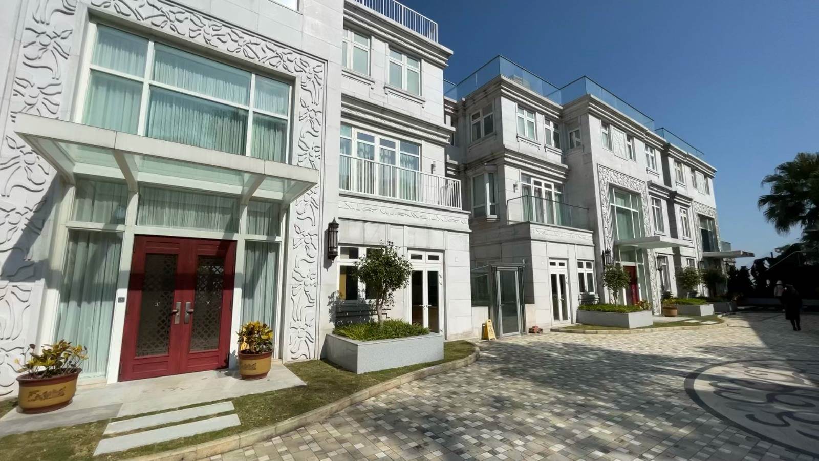 山顶种植道居高临下维港景靓绝 | 地产新闻| 中原地產